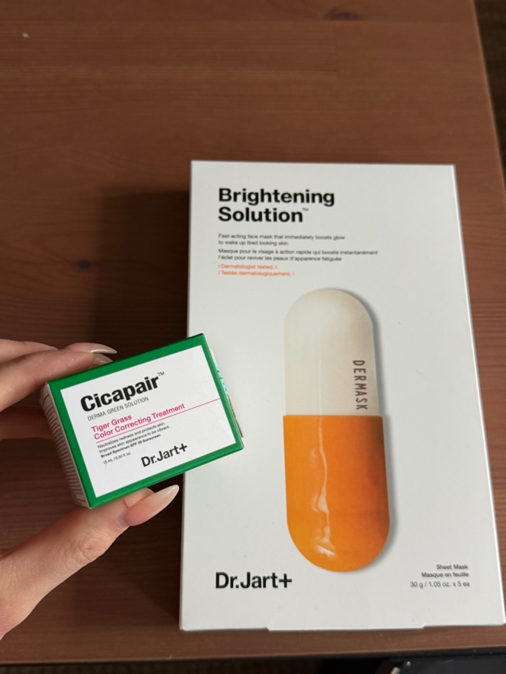 Dr. Jart+ Dermask Micro Jet Brightening Solution - White & Orange